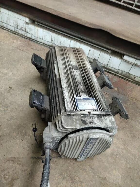 diversen-alternator-frigoblock-g24-big-2