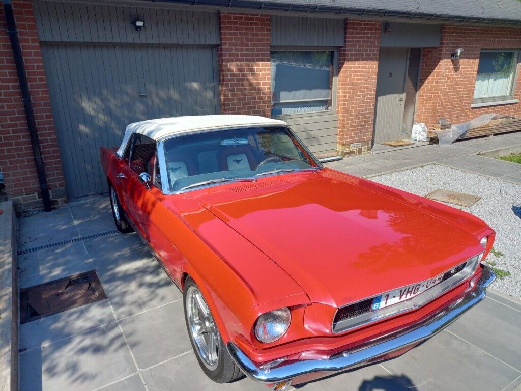 ford-mustang-convertible-1964-big-4