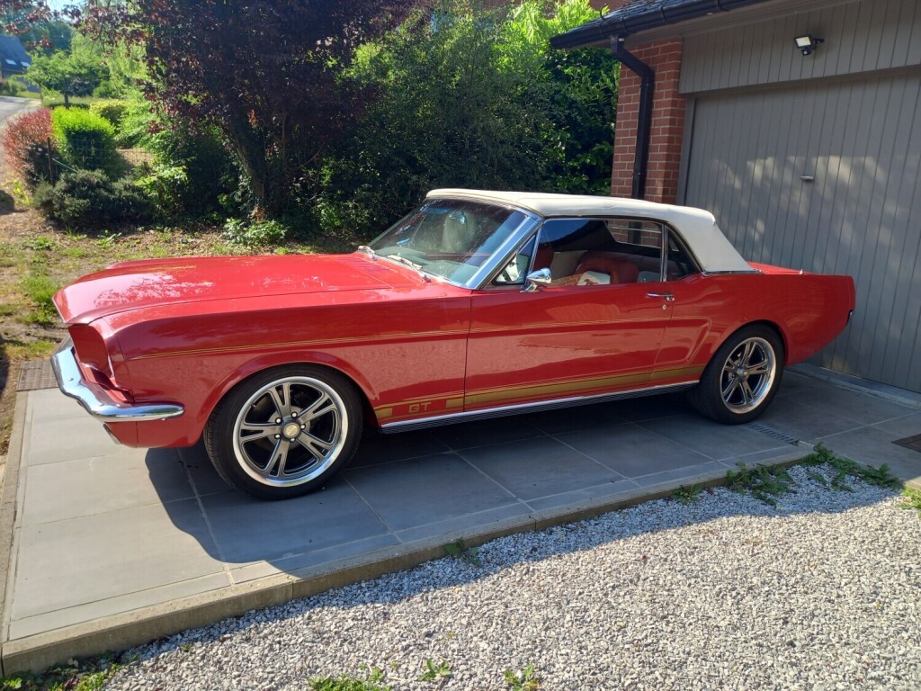 ford-mustang-convertible-1964-big-1