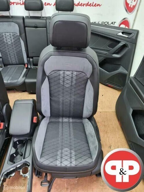 vw-tiguan-5na-fl-r-line-interieur-met-panelen-big-3