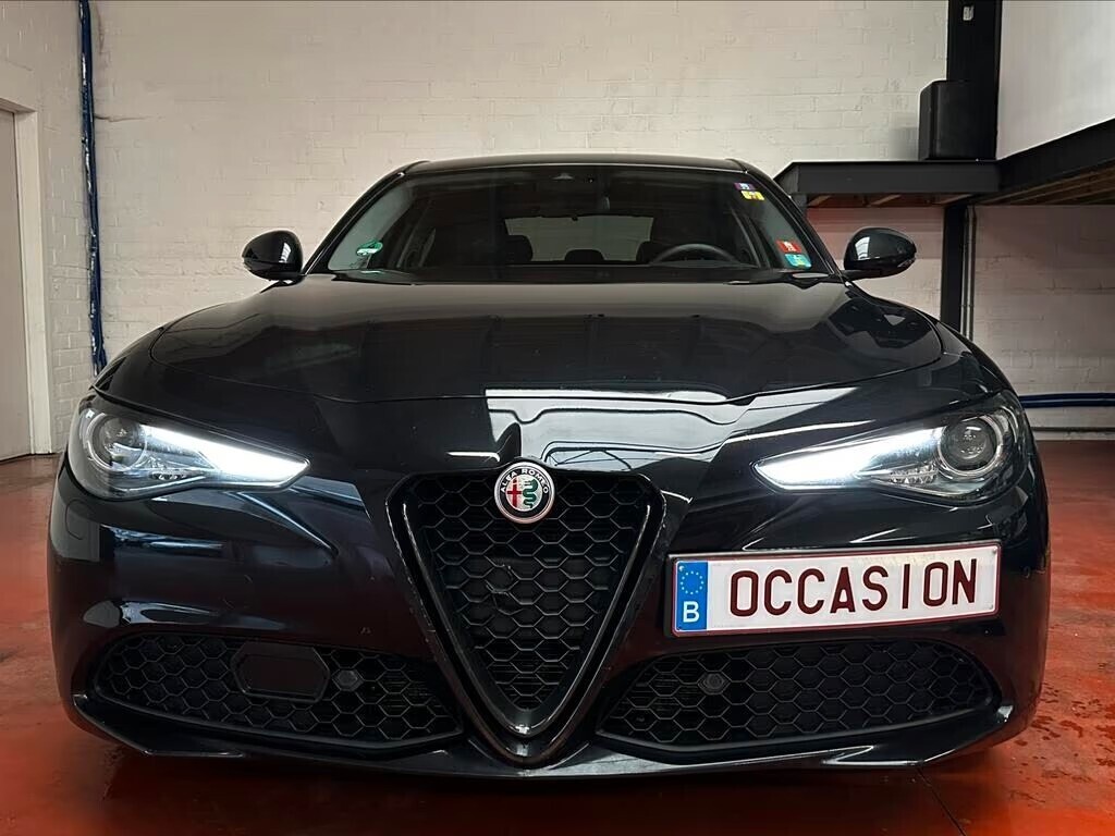 alfa-giulia-palette-garantie-entretien-big-0