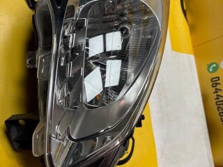 Citroen Berlingo II Koplamp halogeen rechts