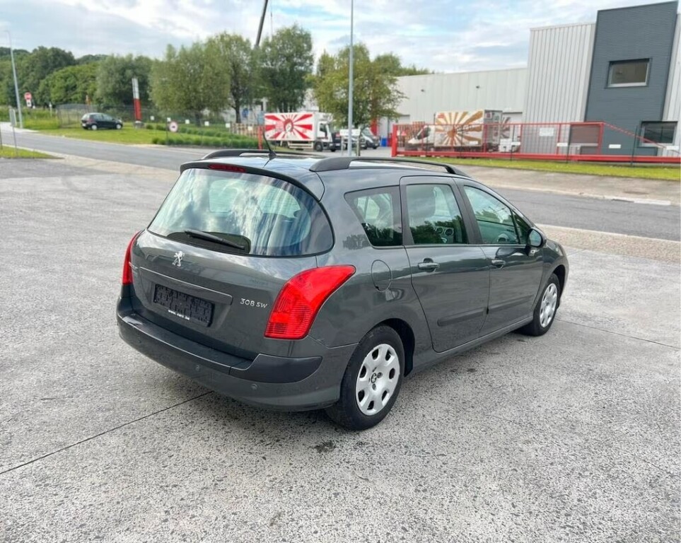 peugeot-308-sw-14i-124000km-airco-big-1