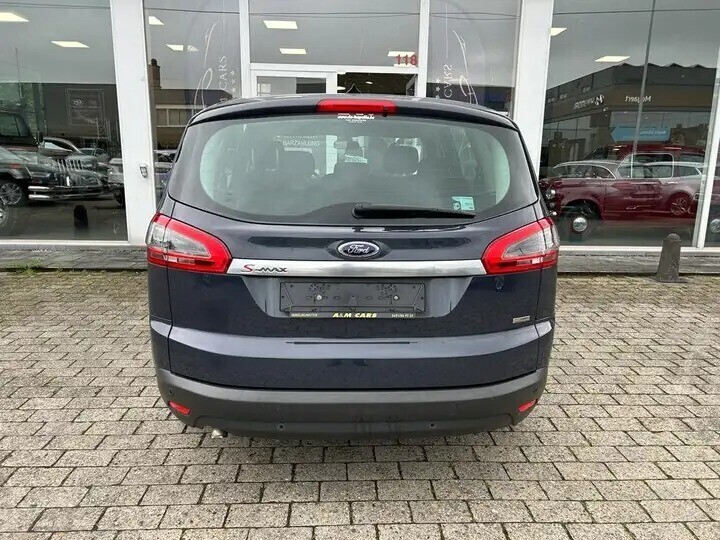 ford-grand-c-max-16-tdci-trend-start-stop-big-4