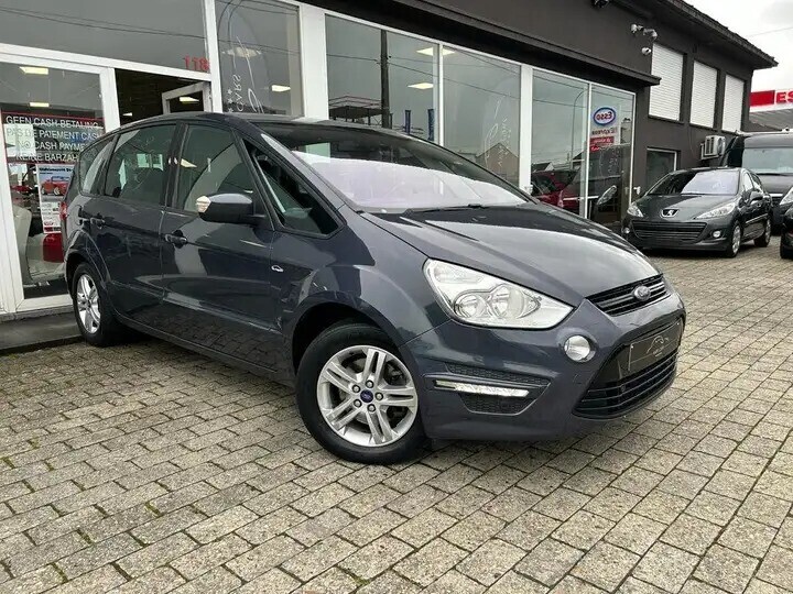 ford-grand-c-max-16-tdci-trend-start-stop-big-2