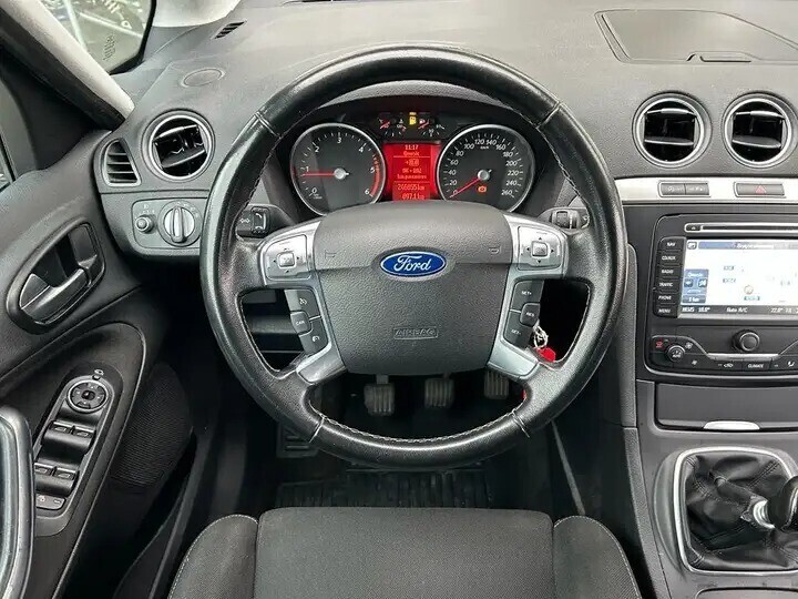 ford-grand-c-max-16-tdci-trend-start-stop-big-9