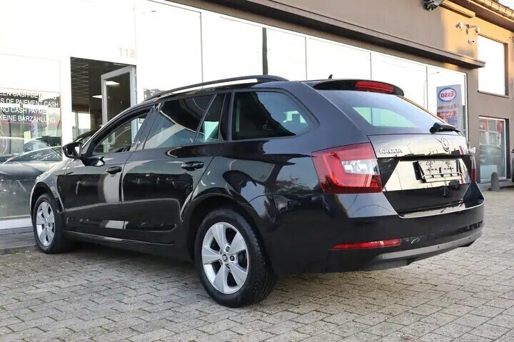 skoda-octavia-16-cr-tdi-ambition-dsg-euro-6d-temp-big-3