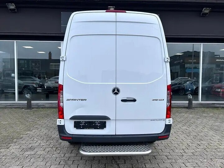 mercedes-benz-sprinter-315-cdi-l2h2-16000-km-big-4