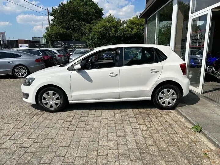 volkswagen-polo-12-cr-tdi-comfortline-110000-km-car-pass-big-4