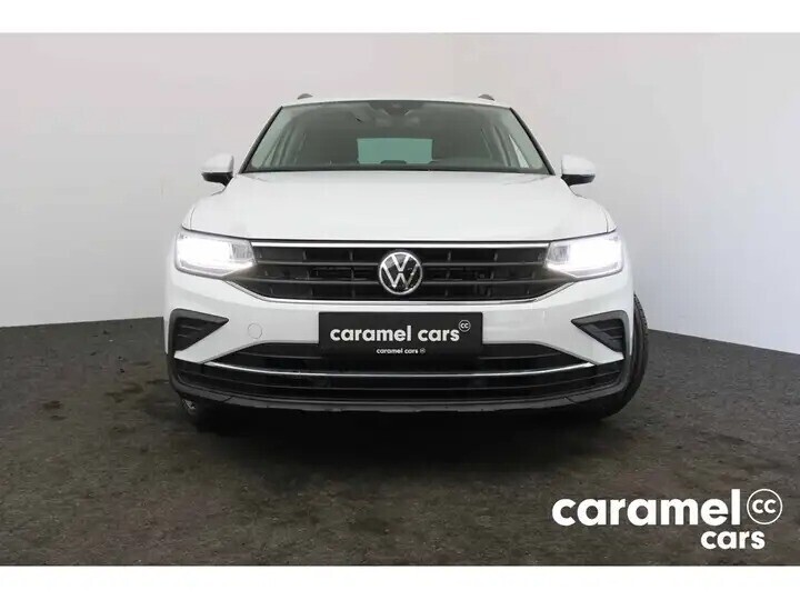 volkswagen-tiguan-15-tsi-active-dsg-automaatledcarplaydabsens-big-1