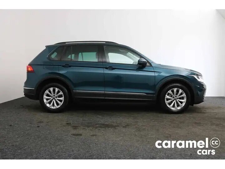 volkswagen-tiguan-15-tsi-active-dsg-automaatiq-ledcarplaydabs-big-2