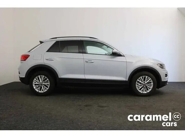 volkswagen-t-roc-15-tsi-dsgbtw-aftrekbaarledcarplaydabsensor-big-2