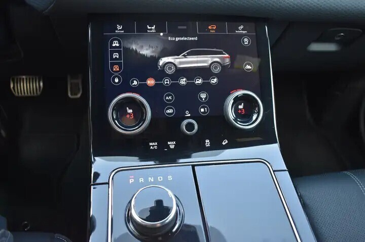 land-rover-range-rover-velar-20-td4-r-dynamic-big-9