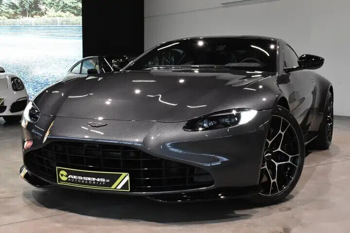 aston-martin-vantage-v8-coup-big-0