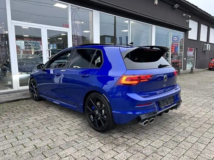 volkswagen-golf-r-20-tsi-4motion-big-2