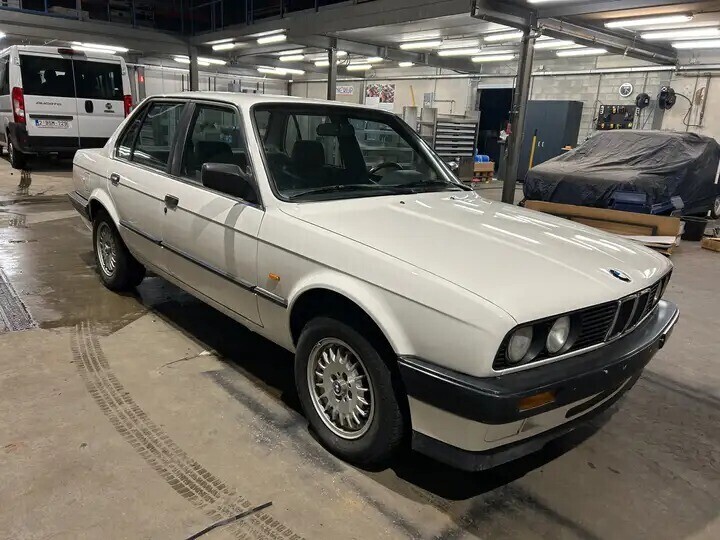 bmw-316-zeer-nette-toestand-volledig-in-orde-geen-rot-big-1