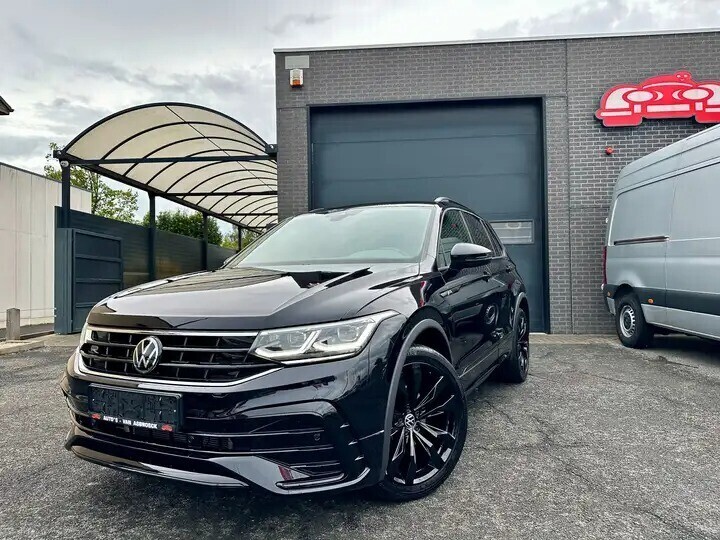 volkswagen-tiguan-15-tsi-r-line-business-premium-black-line-dsg-20-big-0