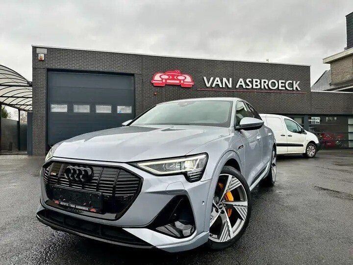 audi-e-tron-100-aftrekbaar55-quattro-2x-s-line-blackline22-big-0