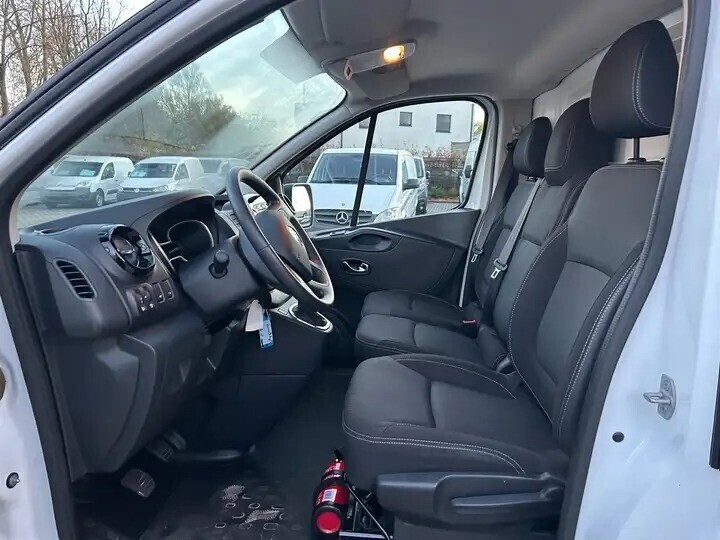 renault-trafic-20dci-88-kw-airco-navi-3zitplaatsen-nieuwstaat-big-4