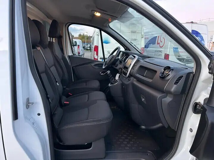 renault-trafic-20dci-88-kw-airco-navi-3zitplaatsen-nieuwstaat-big-7