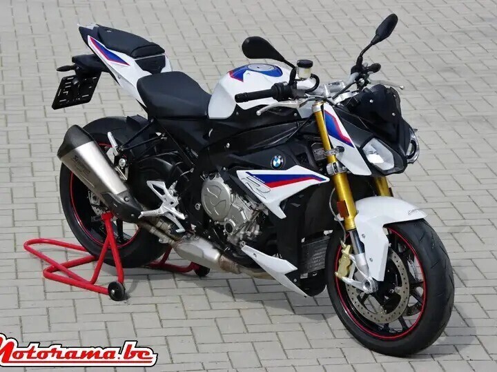 bmw-s-1000-r-big-1