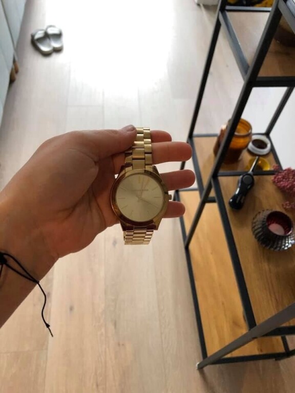 gouden-horloge-michael-kors-big-2