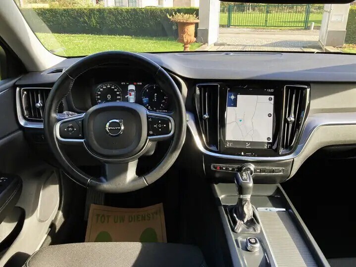 volvo-v60-20-d3-momentum-geartronic-carplay-garantie-big-7