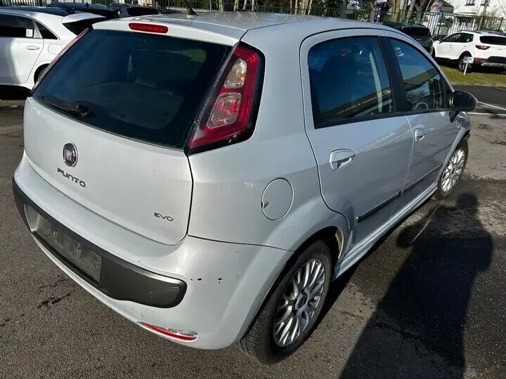 fiat-punto-13-multijet-actual-big-2