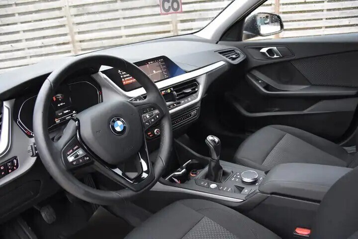 bmw-116-d-hatch-led-navi-cruise-line-assist-pdc-garantie-big-3