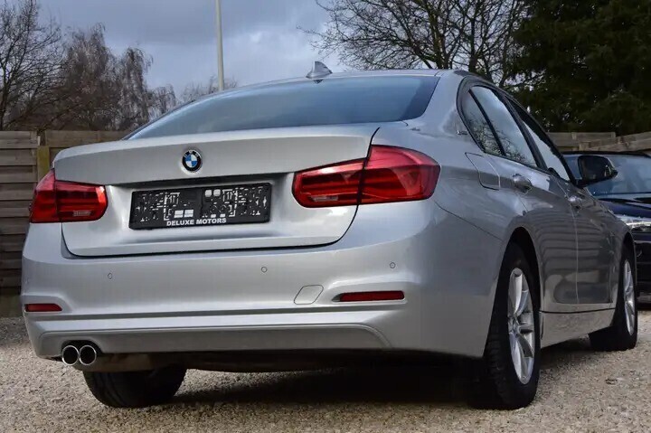 bmw-330-ea-plug-in-hybride-berline-navi-big-8