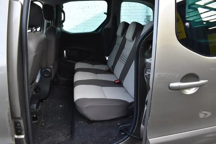 citroen-berlingo-16-hdi-multispace-airco-big-9