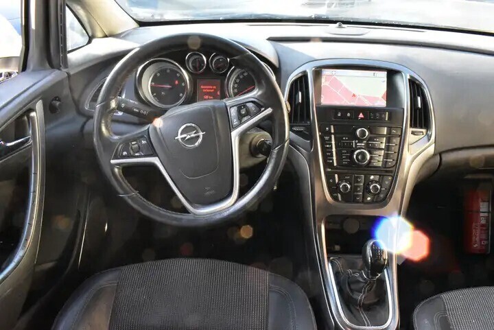 opel-astra-sport-tourer17-cdti-ecoflex-cosmo-gps-leder-big-5