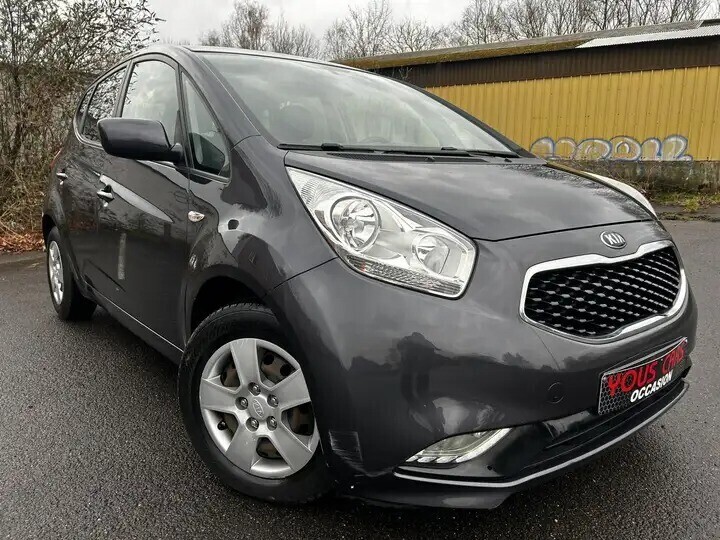 kia-venga-14-crdi-lounge-big-0