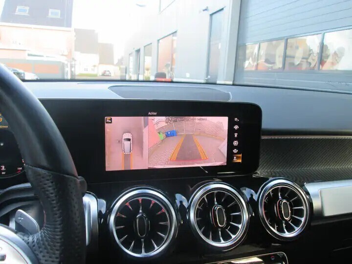 mercedes-benz-glb-200-d-amg-pano-360-camera-sfeerverl-big-7