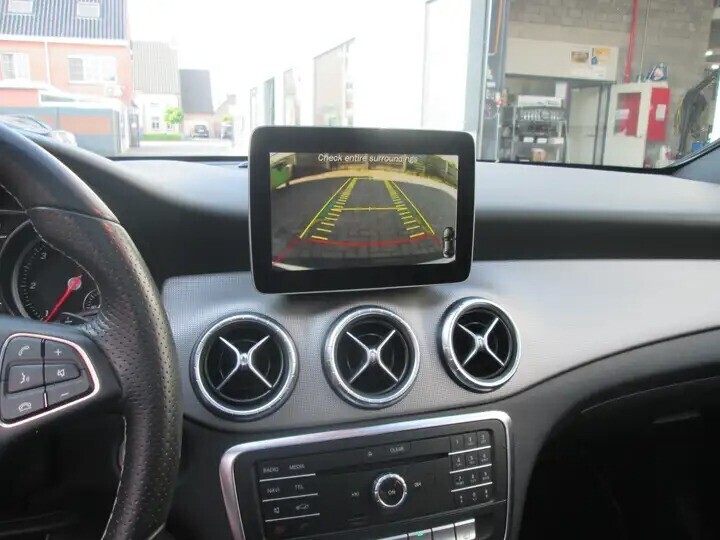 mercedes-benz-cla-180-d-pano-automatic-led-leder-big-8