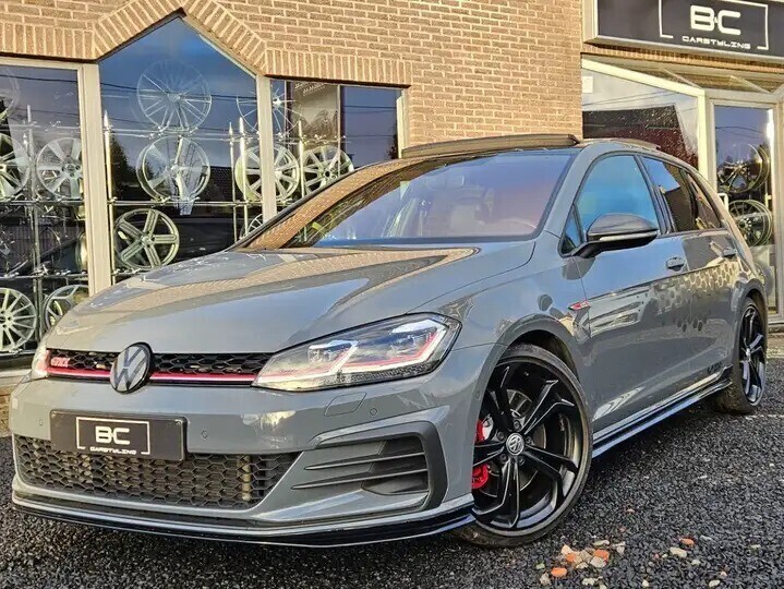 volkswagen-golf-gti-tcr-pano-leder-dcc-big-0