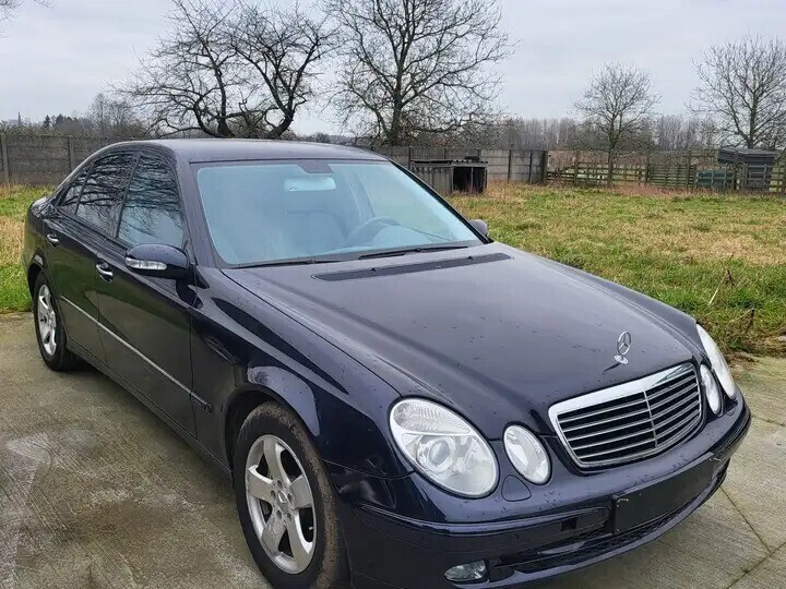 mercedes-benz-e-320-avantgarde-125000-km-boite-auto-cuir-big-1