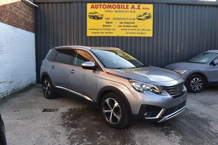 peugeot-5008-12-puretech-allure-7pl-12m-garantie-big-0