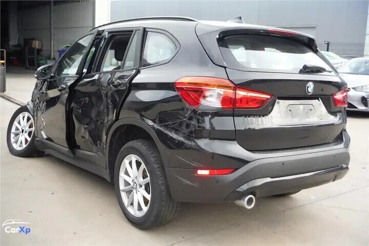 bmw-x1-sdrive16d-big-4