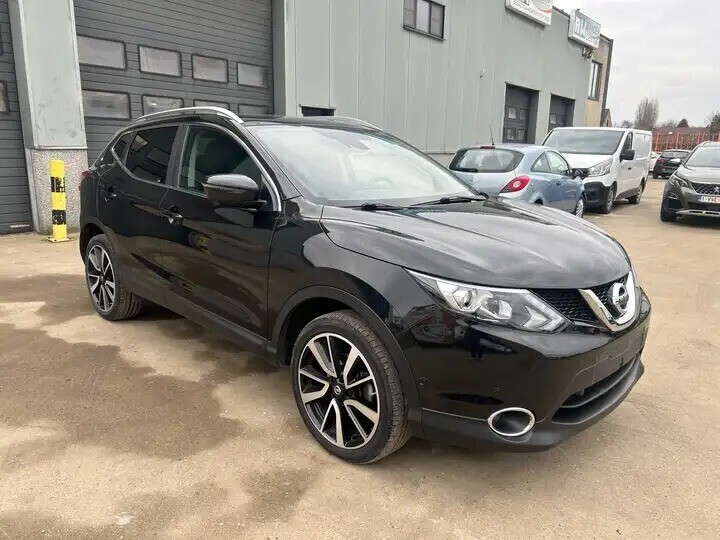 nissan-qashqai-16-dci-2wd-connect-edition-big-1