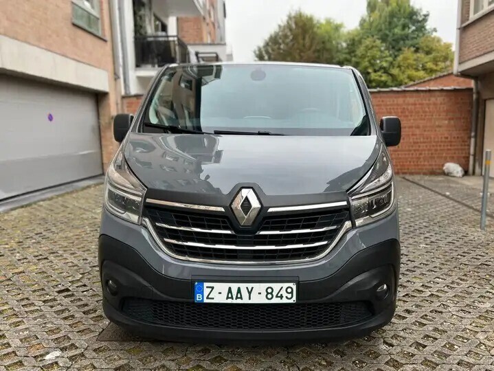 renault-trafic-utilitaire-6pl-marchand-ou-export-tva-deduct-big-1
