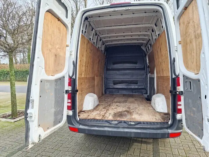 mercedes-benz-sprinter-dans-un-etat-proche-du-neufsera-vendue-avec-ct-big-7