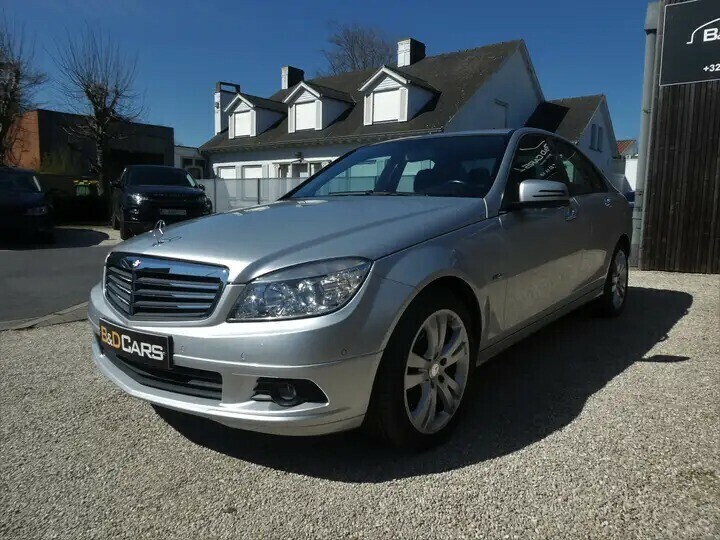 mercedes-benz-c-180-big-0