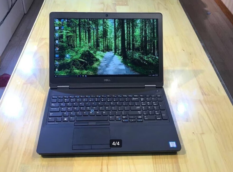 dell-156-inch-i5-laptop-pc-1-jaar-garantie-8-ram-500-schijf-big-0