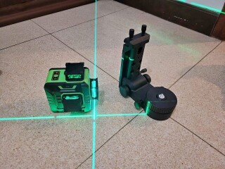Laser 3D ligne verte ( disponible detecteur )