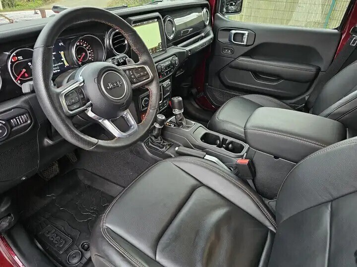 jeep-wrangler-unlimited-64l-hemi-v8-srt-476ch-km-big-4