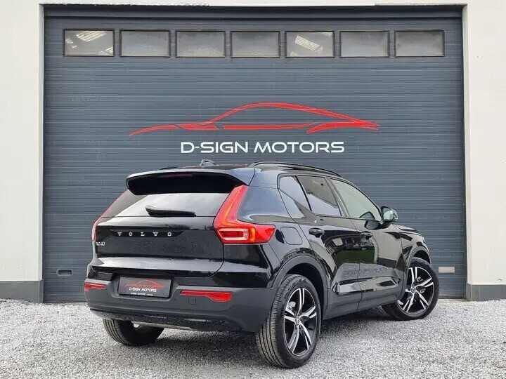 volvo-xc40-20-b5-awd-250ch-r-design-km-1er-prop-big-1