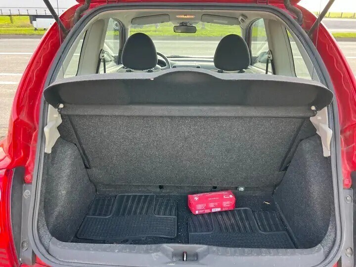 nissan-micra-12i2-stuks-op-stockmeer-uileg-in-de-tekst-big-9