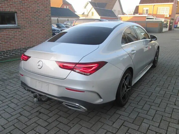 mercedes-benz-cla-200-amg-pano-led-trekhaak-sfeer-big-2