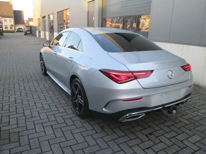 mercedes-benz-cla-200-amg-pano-led-trekhaak-sfeer-big-3